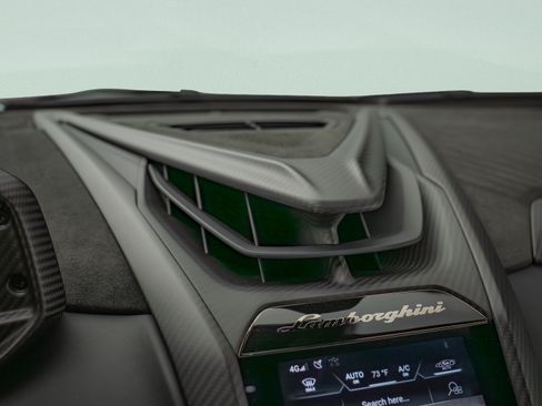 Used 2024 Lamborghini Revuelto AWD/4WD image 16