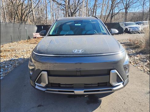 New 2026 Hyundai Kona Limited FWD image 8