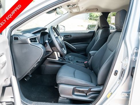 Certified 2024 Toyota Corolla Cross LE FWD image 23