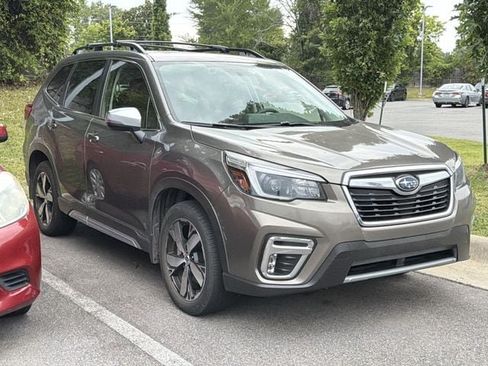 Used 2021 Subaru Forester Touring AWD/4WD image 3