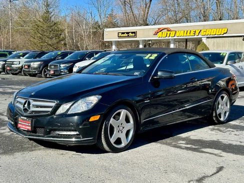 Used 2012 Mercedes-Benz E 350 Cabriolet image 4