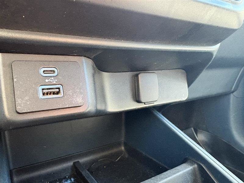 Used 2023 Ford Maverick XL FWD image 33