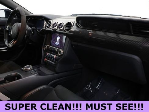 Used 2022 Ford Mustang Shelby GT500 w/ Carbon Fiber Track Pack image 21