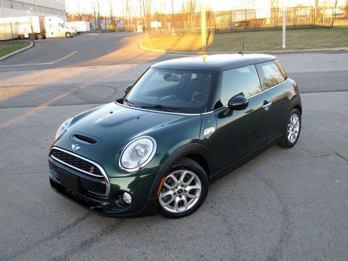 Used 2015 MINI Cooper S image 4