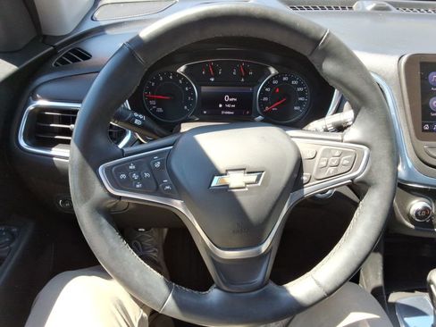 Used 2023 Chevrolet Equinox LT FWD image 25