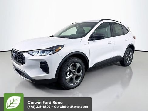 New 2026 Ford Escape ST-Line w/ Tech Pack #1 AWD/4WD image 3