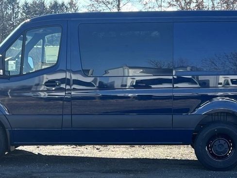 New 2025 Mercedes-Benz Sprinter 2500 image 8