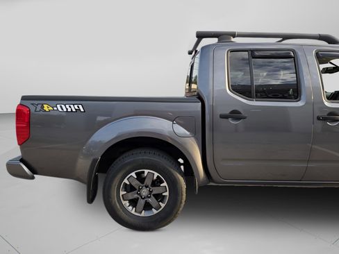 Used 2021 Nissan Frontier PRO-4X w/ Pro-4x Utility Package image 25