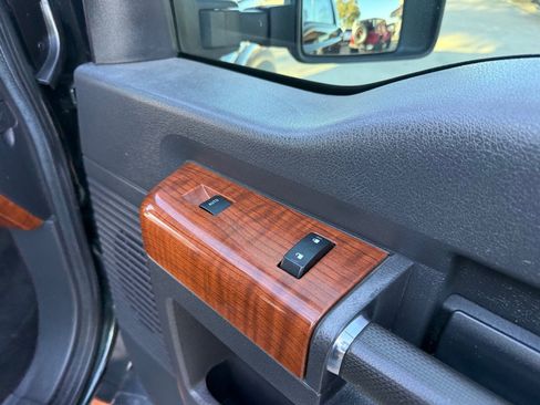 Used 2016 Ford F250 King Ranch w/ FX4 Off-Road Package image 26