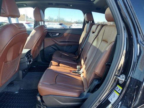 Used 2019 Audi Q7 3.0T Prestige w/ Prestige Package image 9