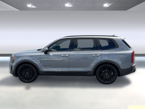 Used 2022 Kia Telluride SX w/ SX Prestige Package AWD/4WD image 2