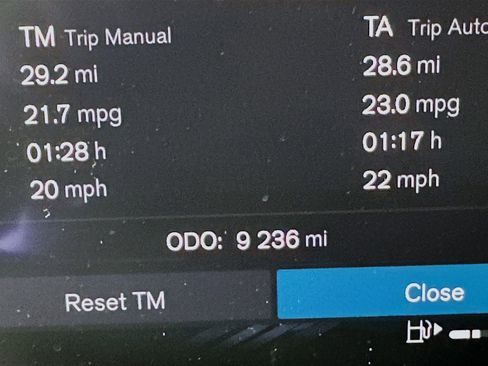 Used 2024 Volvo XC90 B5 Core image 18