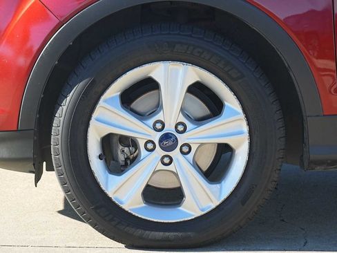 Used 2015 Ford Escape SE image 7