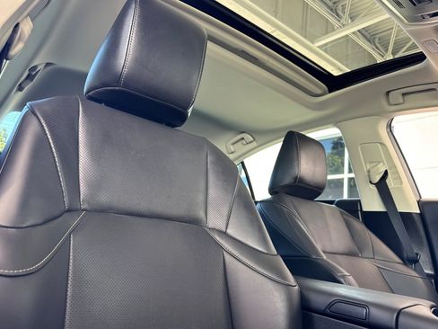 Used 2024 Lexus ES 300h w/ Premium Package FWD image 20
