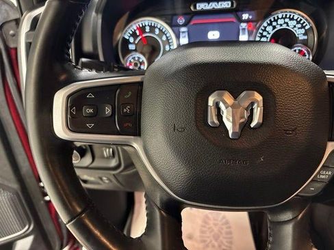 Used 2022 RAM 1500 Big Horn AWD/4WD image 16