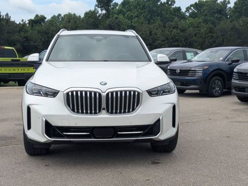 Used 2024 BMW X5 sDrive40i w/ Premium Package RWD image 8