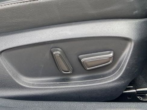 Used 2023 Toyota Camry XSE image 22