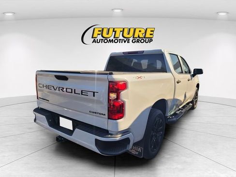 Used 2023 Chevrolet Silverado 1500 Custom w/ LPO, Dark Essentials Package AWD/4WD image 3