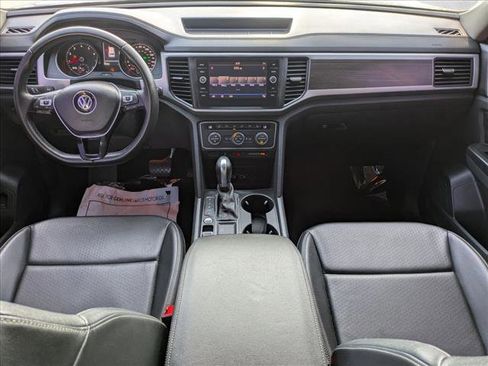 Used 2019 Volkswagen Atlas SE w/ Towing Package FWD image 16