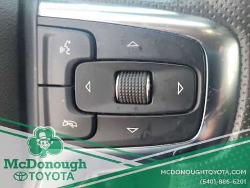 Used 2025 Chevrolet Blazer LT AWD/4WD image 29