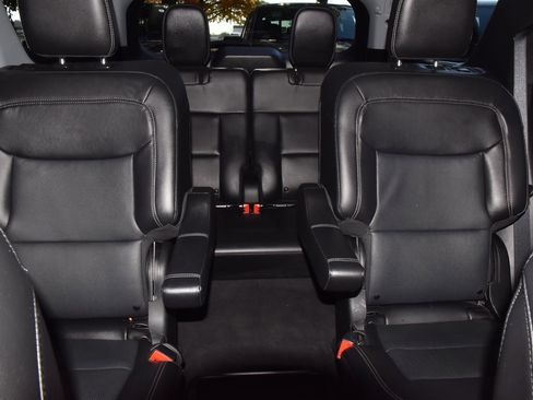 Used 2021 Ford Explorer Limited w/ Equipment Group 301A image 22