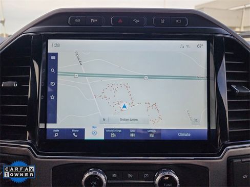 Used 2022 Ford F250 Platinum w/ FX4 Off-Road Package image 3