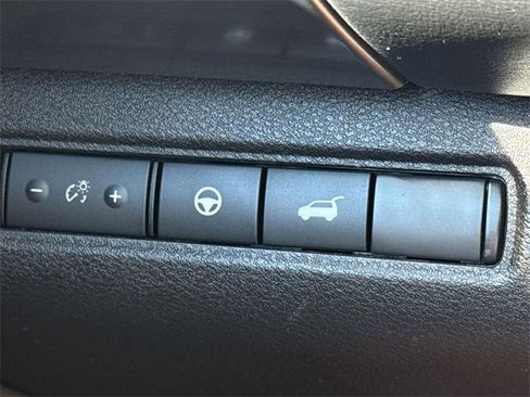 Certified 2024 Nissan Pathfinder SL image 21