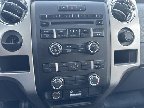 Used 2011 Ford F150 XLT w/ XLT Chrome Pkg image 11
