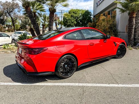Used 2025 BMW M4 Competition w/ Executive Package RWD image 7