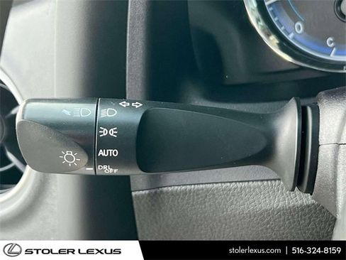 Used 2018 Toyota Corolla L image 25