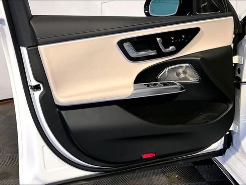 New 2026 Mercedes-Benz E 350 4MATIC Sedan image 11