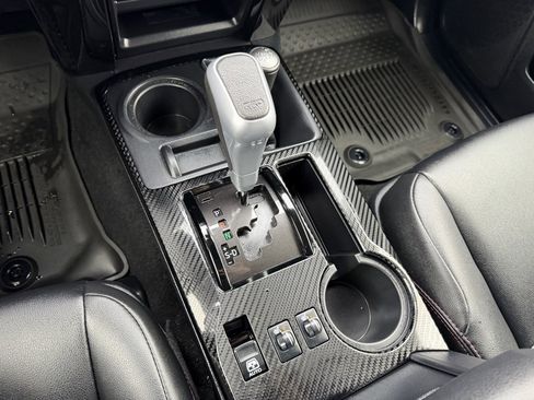 Used 2022 Toyota 4Runner TRD Off-Road Premium image 23