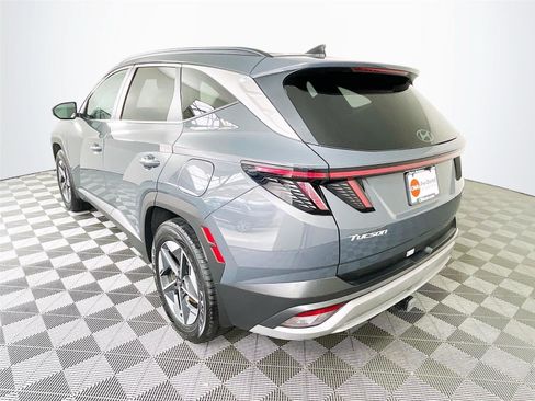 Used 2025 Hyundai Tucson SEL AWD/4WD image 7
