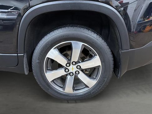 Used 2018 Chevrolet Traverse LT FWD image 50
