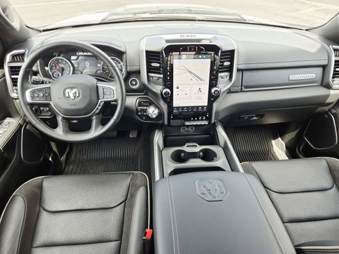 Used 2023 RAM 1500 Laramie AWD/4WD image 10