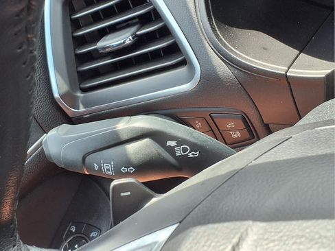 Used 2024 Ford Edge Titanium w/ Equipment Group 301A AWD/4WD image 18