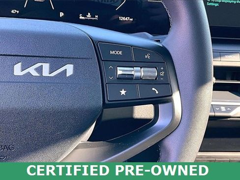 Certified 2025 Kia K4 EX image 18