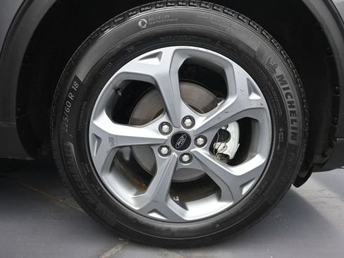 Used 2025 Ford Escape ST-Line AWD/4WD image 33