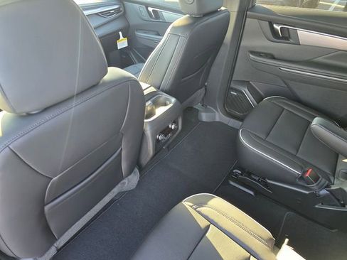 New 2026 Buick Enclave Preferred image 11