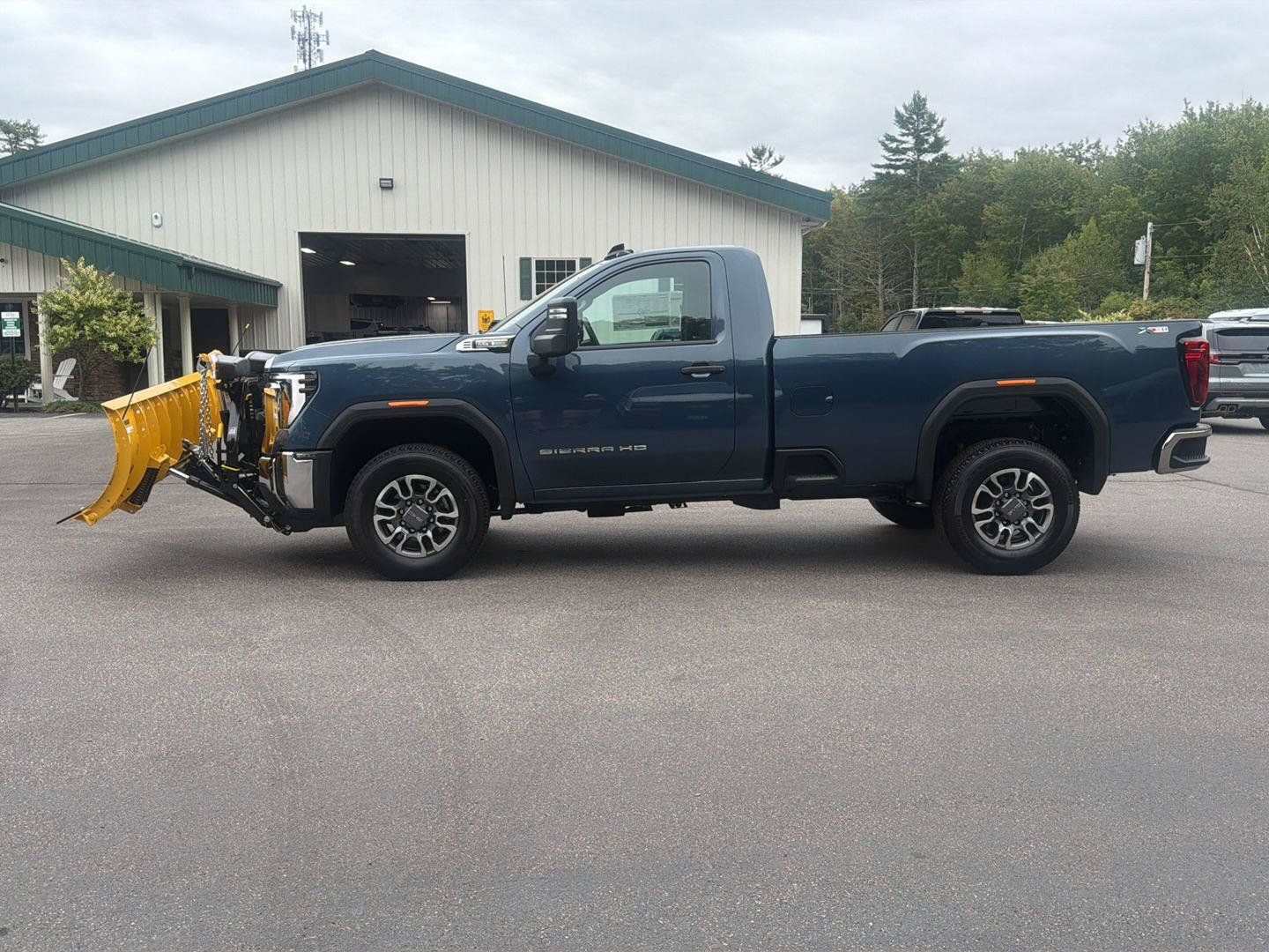 New 2026 GMC Sierra 3500 Pro w/ Convenience Package AWD/4WD image 5