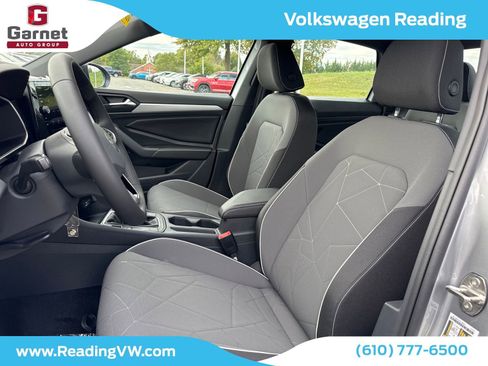 New 2025 Volkswagen Jetta Sport image 10