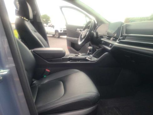 Used 2025 Kia Sportage EX w/ Premium Package AWD/4WD image 22