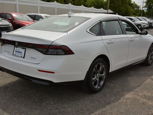 Used 2025 Honda Accord EX-L image 4