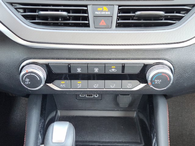 Used 2025 Nissan Altima 2.5 SR FWD image 17