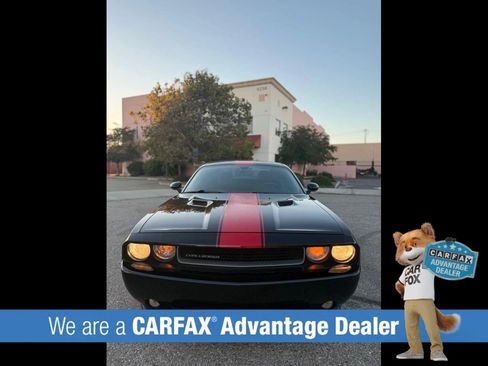 Used 2014 Dodge Challenger SXT RWD image 54