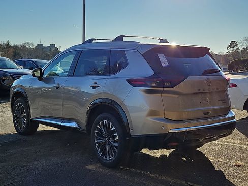 New 2026 Nissan Rogue Platinum w/ Platinum Premium Package image 4