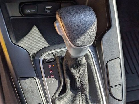 Used 2022 Kia Soul LX w/ Technology Package image 27