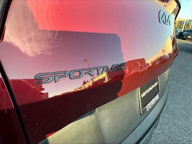 Certified 2025 Kia Sportage X-Line w/ Premium Package AWD/4WD image 31