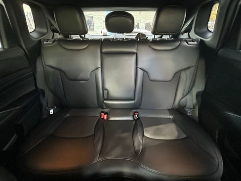 Certified 2025 Jeep Compass Latitude w/ Altitude Special Edition image 13