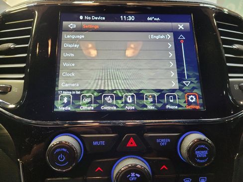 Used 2020 Jeep Grand Cherokee Altitude AWD/4WD image 25